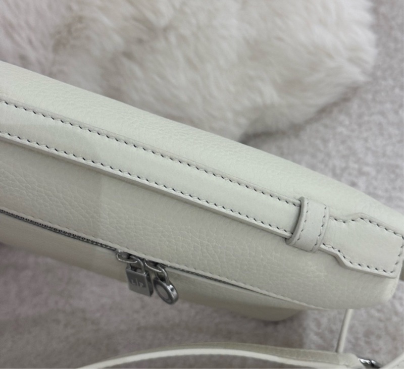 【全🆕】Loro Piana ExtraPocket L19 拉鍊開合粒面小 牛皮 單肩手提包 細語白色-4