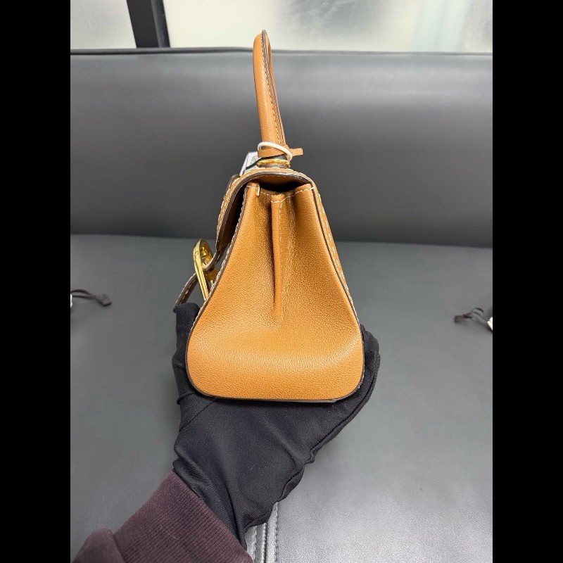 Delvaux brillant mini
焦糖色白色外縫線 手提包-4