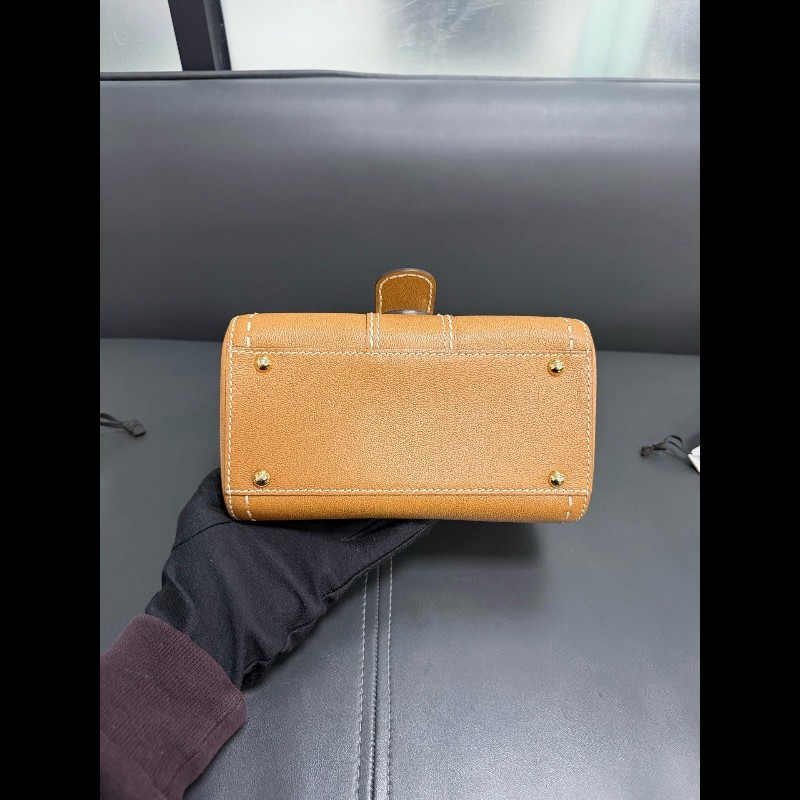 Delvaux brillant mini
焦糖色白色外縫線 手提包-8