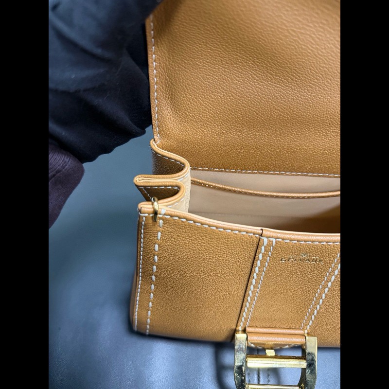 Delvaux brillant mini
焦糖色白色外縫線 手提包-13