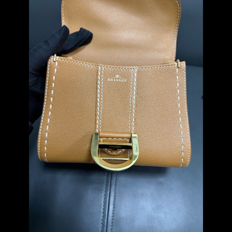 Delvaux brillant mini
焦糖色白色外縫線 手提包-15