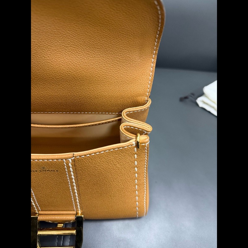Delvaux brillant mini
焦糖色白色外縫線 手提包-16