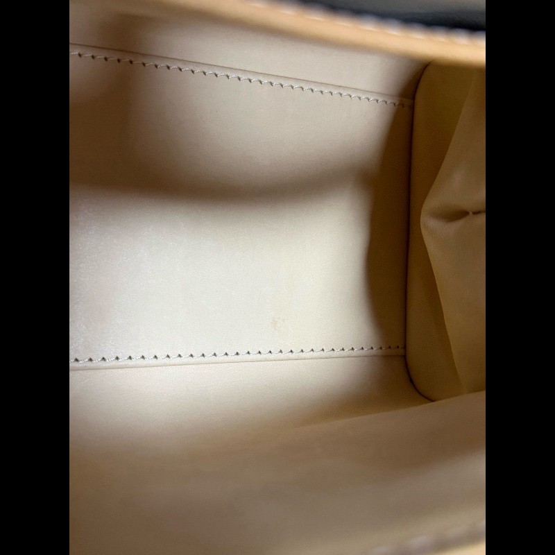 Delvaux brillant mini
焦糖色白色外縫線 手提包-17