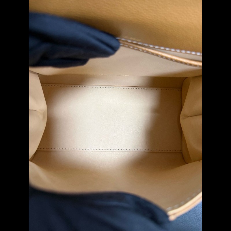 Delvaux brillant mini
焦糖色白色外縫線 手提包-18