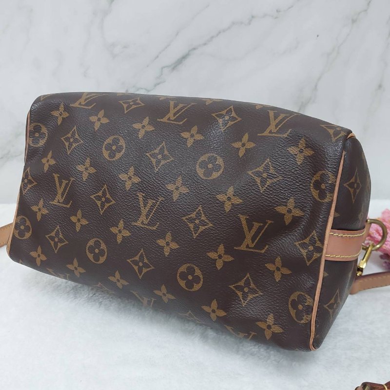 LV 🎀現品拍照🎀speedy25cm (有背帶款) 荖花波士頓包~二手-25