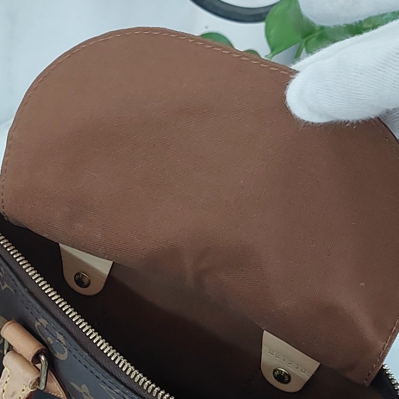 LV 🎀現品拍照🎀speedy25cm (有背帶款) 荖花波士頓包~二手-36