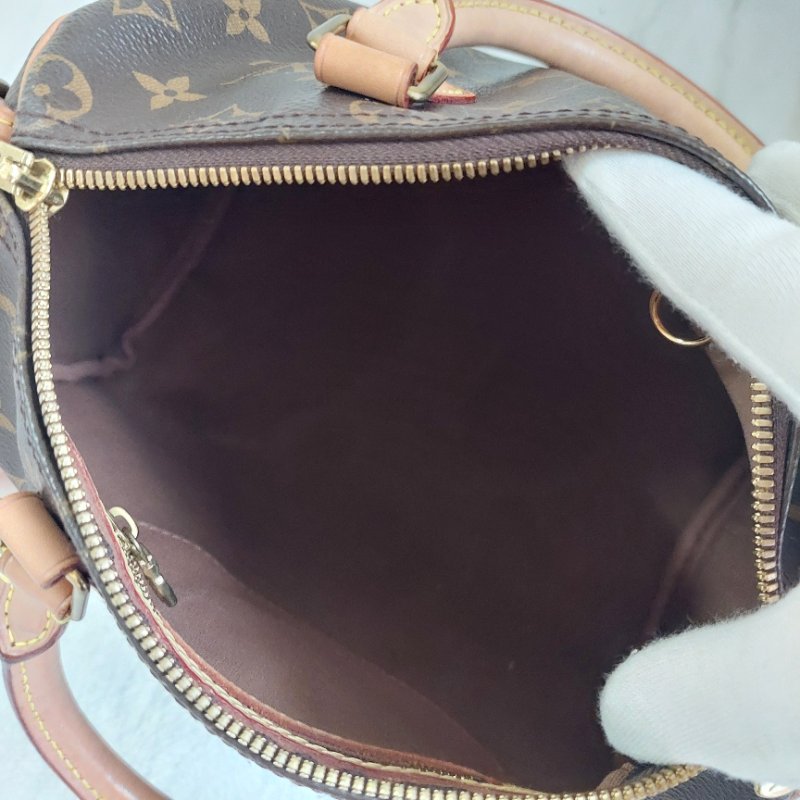 LV 🎀現品拍照🎀speedy25cm (有背帶款) 荖花波士頓包~二手-38