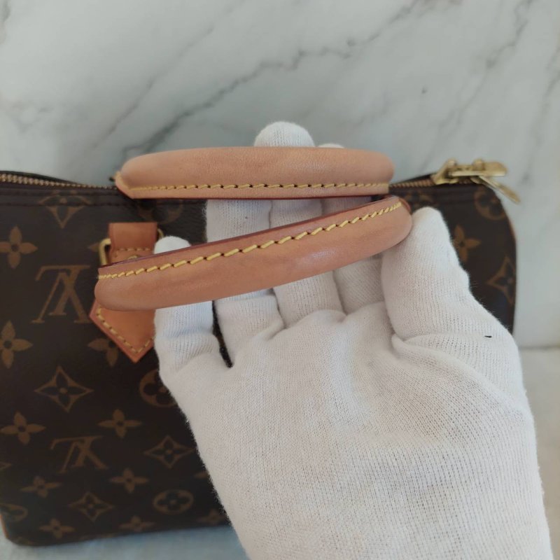 LV 🎀現品拍照🎀speedy25cm (有背帶款) 荖花波士頓包~二手-79