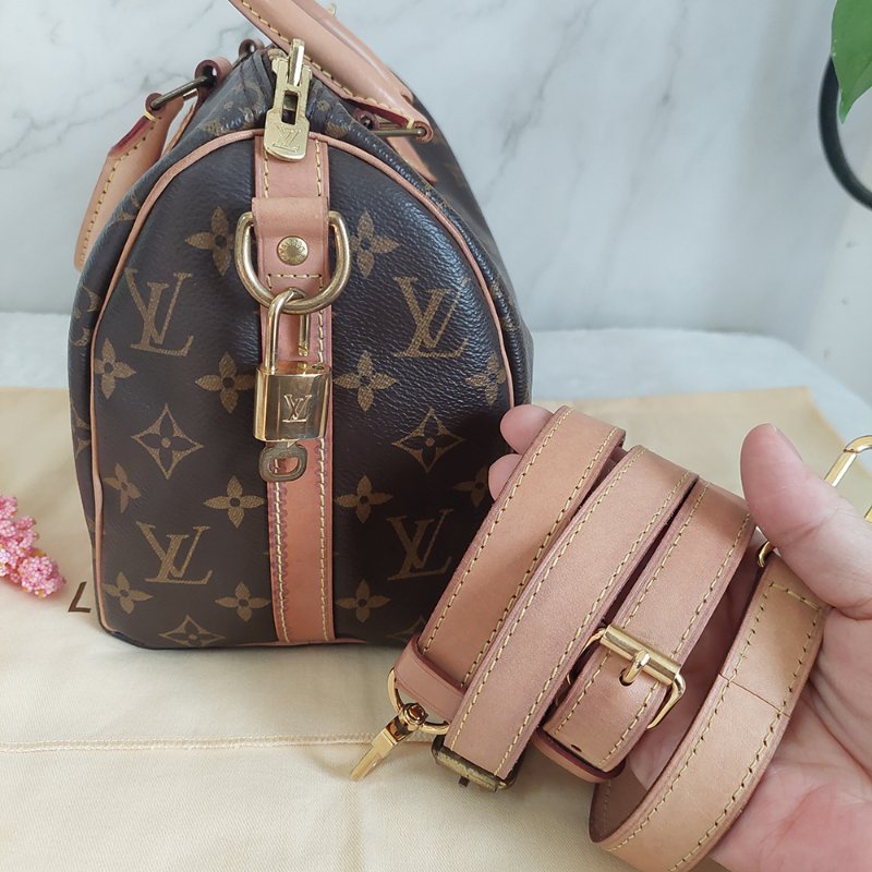 LV 🎀現品拍照🎀speedy25cm (有背帶款) 荖花波士頓包~二手-87