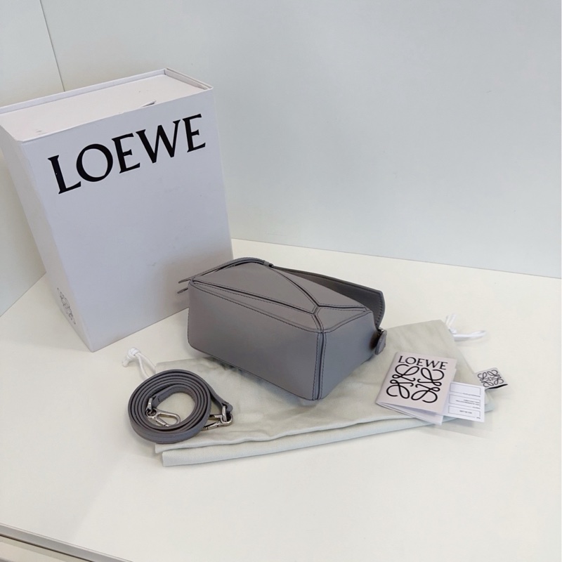 【98新全套🆕】Loewo mini puzzle迷你幾何包 珍珠灰手提斜挎包-5