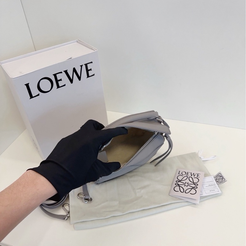 【98新全套🆕】Loewo mini puzzle迷你幾何包 珍珠灰手提斜挎包-6