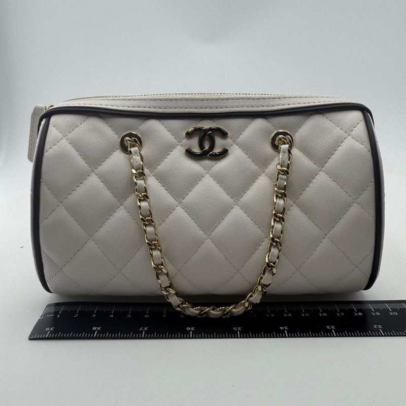 香奈兒白金保齡球手提單肩包-6