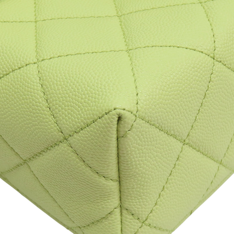 牛油果綠 菱格紋 牛皮 小型化妝包 鏈帶肩背包【CHANEL 香奈兒】-11