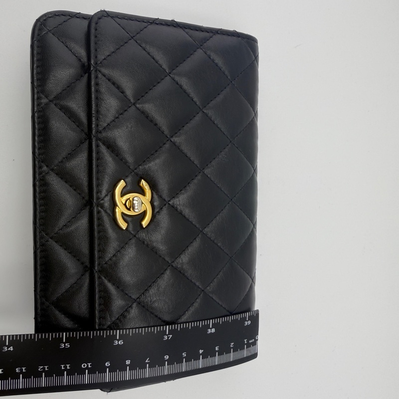 香奈兒黑金 Woc 單肩斜挎包-3