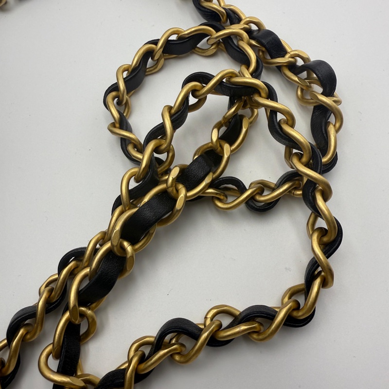 香奈兒黑金 Woc 單肩斜挎包-6