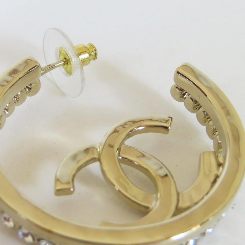 【巴黎站二手名牌專賣店】＊現貨＊CHANEL 香奈兒 真品＊淡金色雙C鑲鑽圈形針式耳環-4