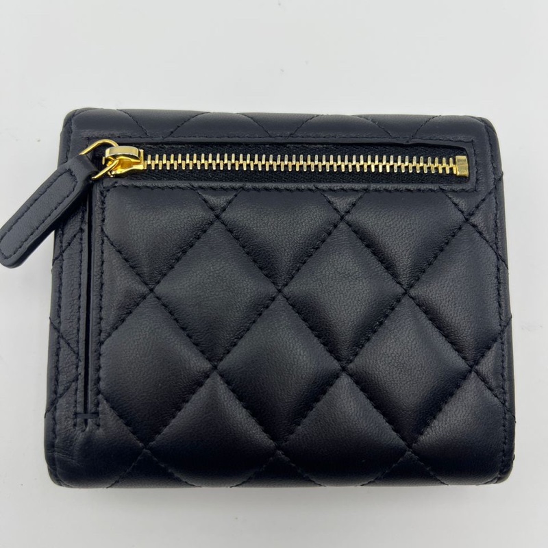 香奈兒黑金菱格紋錢包-8