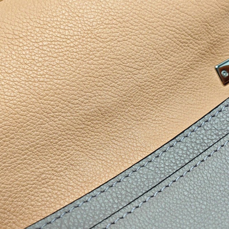 LOUIS VUITTON LOCKME BB 多色牛皮單肩包手提包斜挎包銀色五金可拆卸肩帶-8