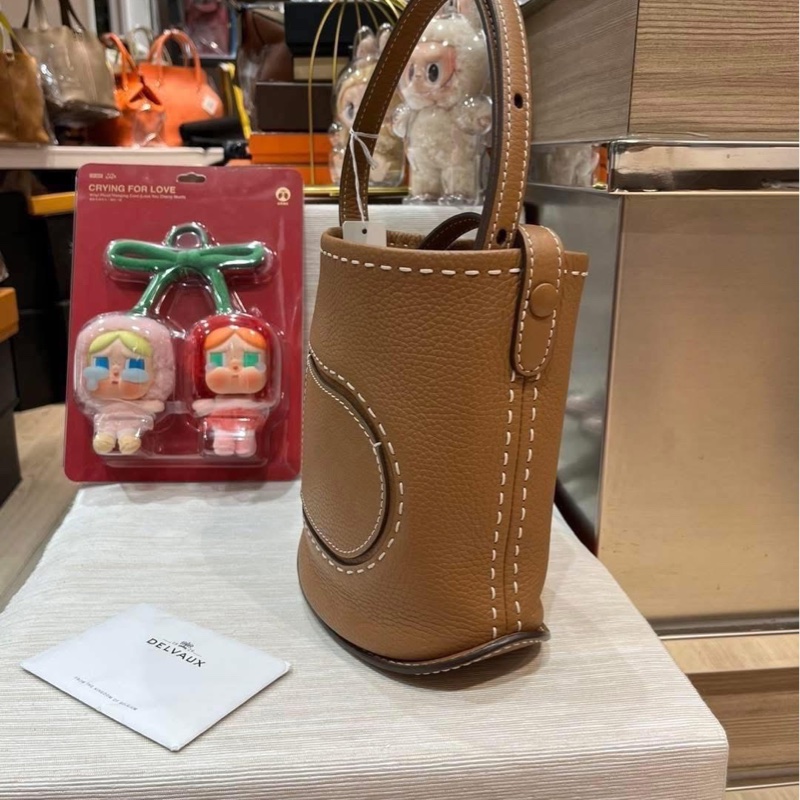 DELVAUX PIN DAILY Mini 焦糖色牛皮-1