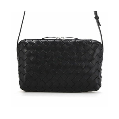 BOTTEGA VENETA Intrecciato 斜背包 黑色 597329 VCPP1 8803