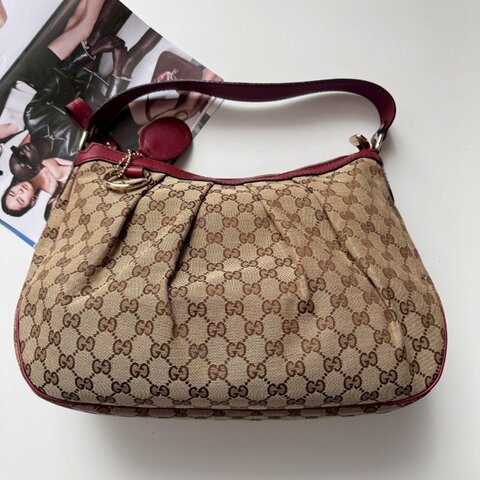 GUCCI 紅色緹花抓皺單肩包