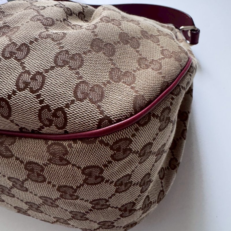 GUCCI 紅色緹花抓皺單肩包-3