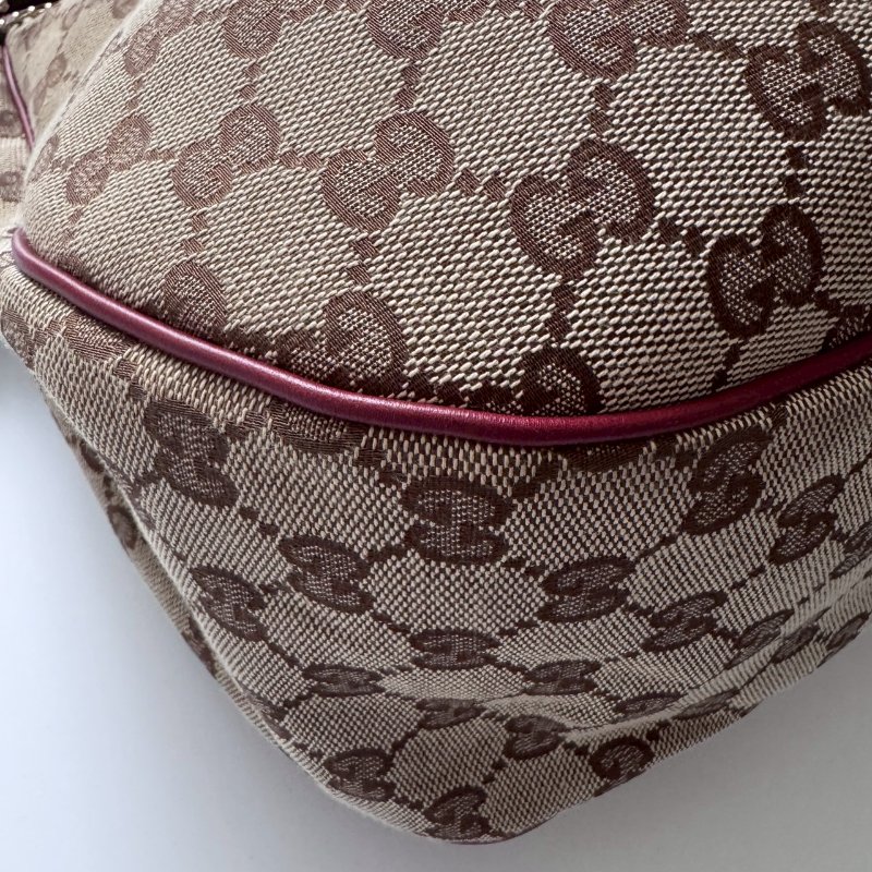 GUCCI 紅色緹花抓皺單肩包-4