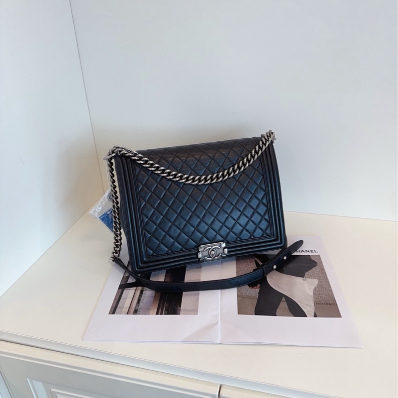 【97新🆕】Chanel 黑銀菱格Leboy XXL 大號 單肩包-0
