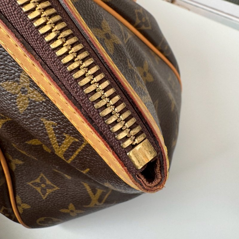 LV 經典老花大水餃 可調整手提包-13