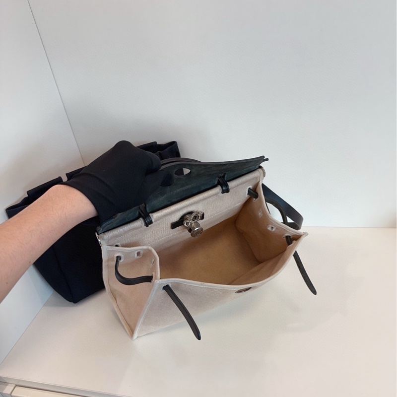 ✨Hermes herbag31 黑白熊貓 有替換袋 包型很好 好價🤍-10