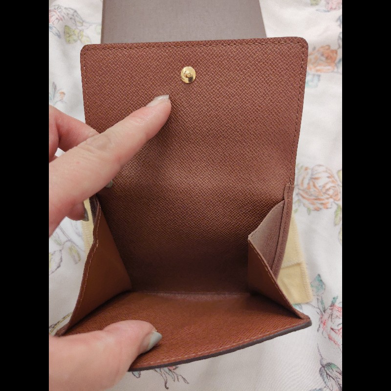 LOUIS VUITTON 雙開翻蓋短夾（二手）-4