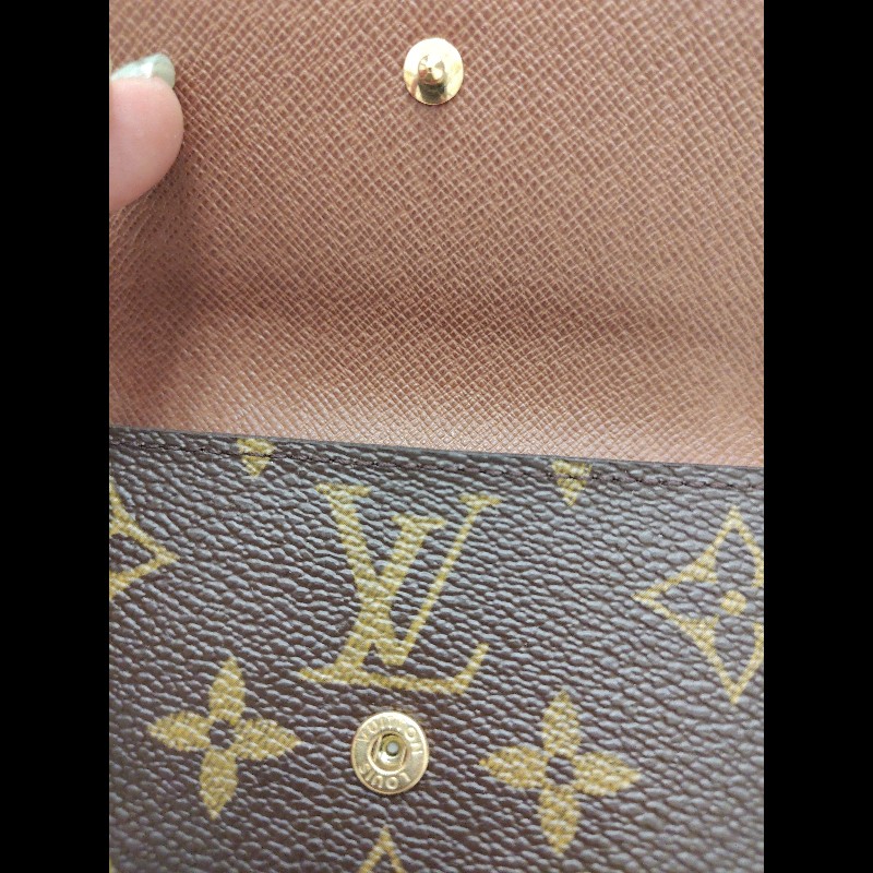 LOUIS VUITTON 雙開翻蓋短夾（二手）-16