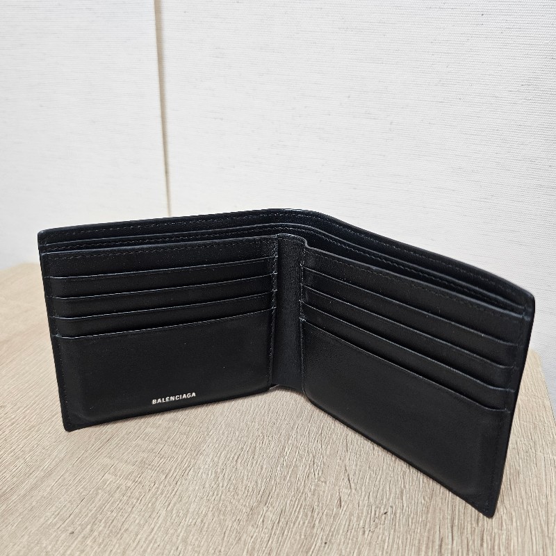 [甜價出🤩] Balenciaga 黑復刻皮BB Monaco短夾-2