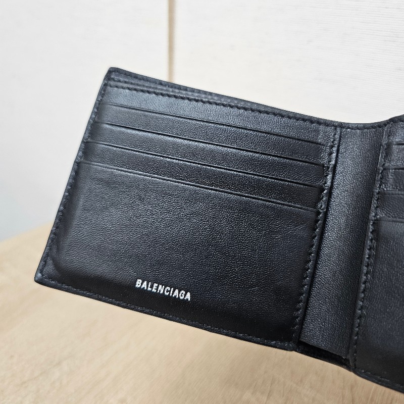 [甜價出🤩] Balenciaga 黑復刻皮BB Monaco短夾-3
