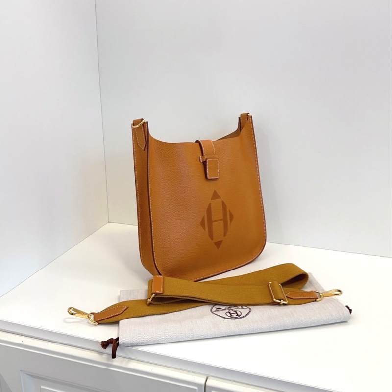 【98新🆕】Hermes Evelyne Sellier 29焦糖棕色金扣 Buffalo阿登皮馬鞍皮 C刻單肩包-1