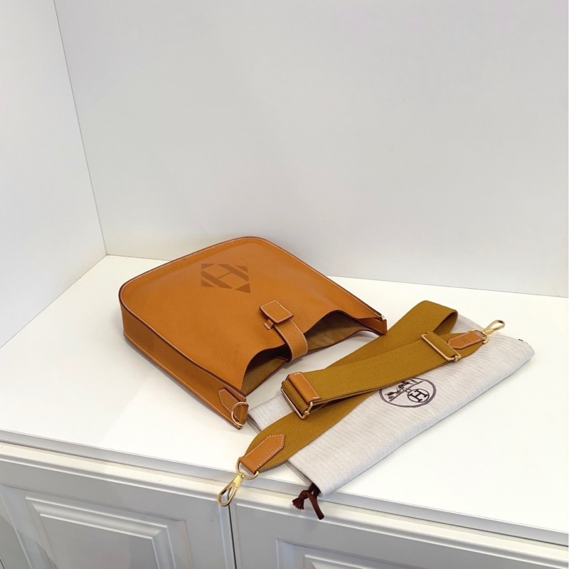 【98新🆕】Hermes Evelyne Sellier 29焦糖棕色金扣 Buffalo阿登皮馬鞍皮 C刻單肩包-3