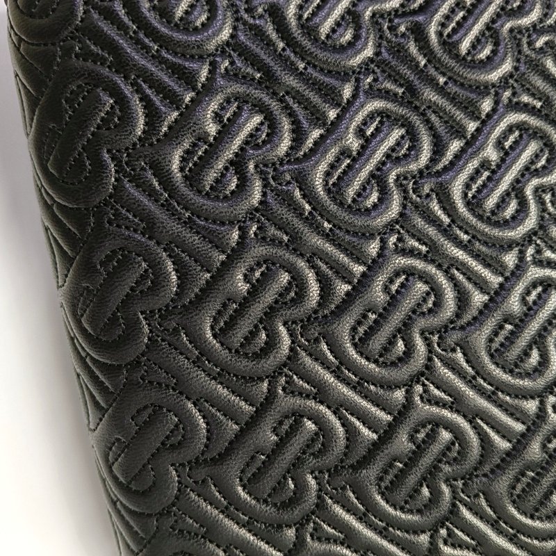 BURBERRYTB迷你黑色牛皮TB單肩包斜挎包金色五金可拆卸肩帶-13