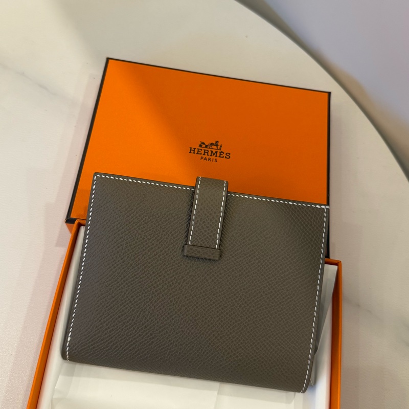 （全新未用）Hermes 愛馬仕 Bearn 大象灰銀短夾w刻 25年8月香港購入-1