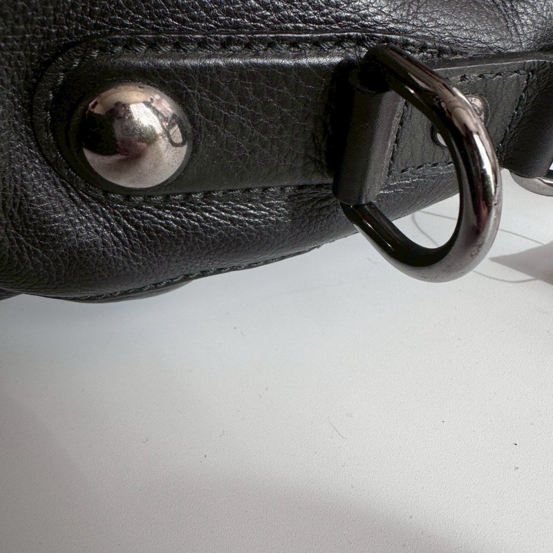 GUCCI 黑色全皮革半月單肩包(附背帶)(此款不易價)-7