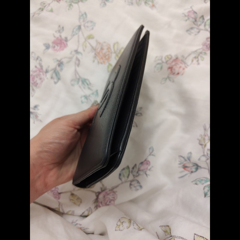 CHANEL 黑浮雕羊皮對開長夾(二手)-4