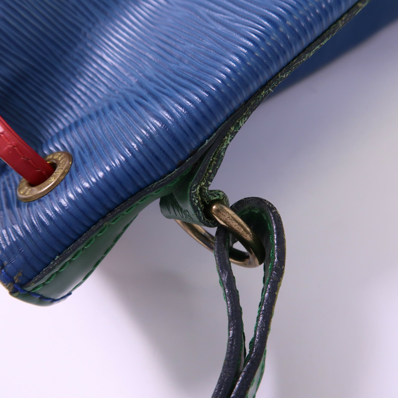 LOUIS VUITTON Epi Noe金扣肩背袋-15