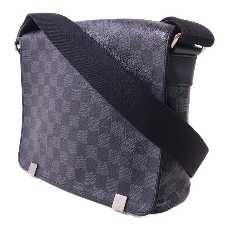 LOUIS VUITTON Damier Graphite Distrist PM銀扣肩背袋-2