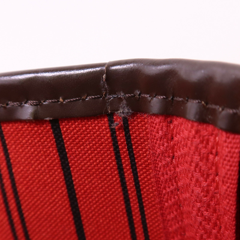 LOUIS VUITTON Damier Neverfull PM金扣手挽袋-13