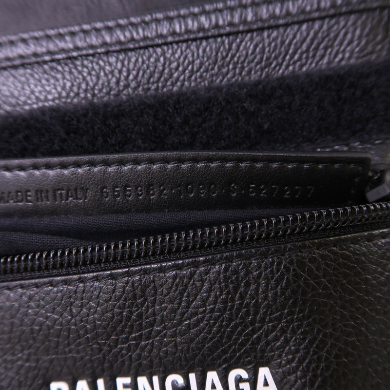 BALENCIAGA 牛皮皮革Explorer Pouch肩背袋-6