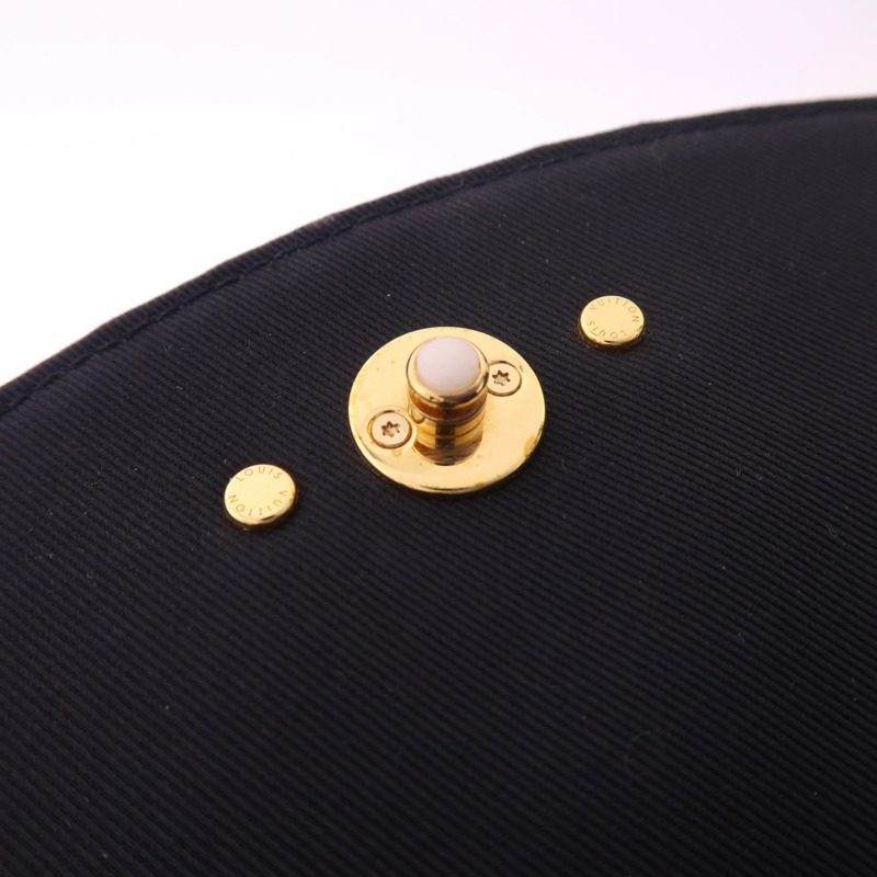 LOUIS VUITTON Monogram Empreinte Blanche BB金扣手挽肩背兩用袋-17