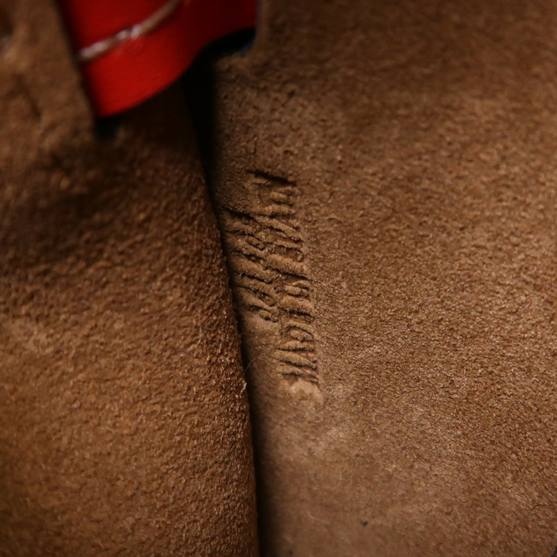 LOEWE 牛皮皮革Gate Small金扣肩背袋-7