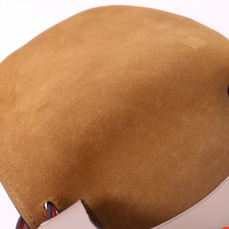 LOEWE 牛皮皮革Gate Small金扣肩背袋-14