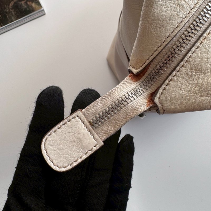 TODS 白色皮革手提肩背包(出清賣!!!!)-18