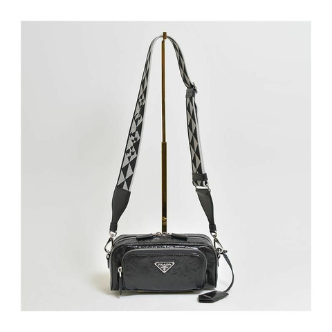 PRADA 復古迷你口袋肩斜背包 1BH198 UVL