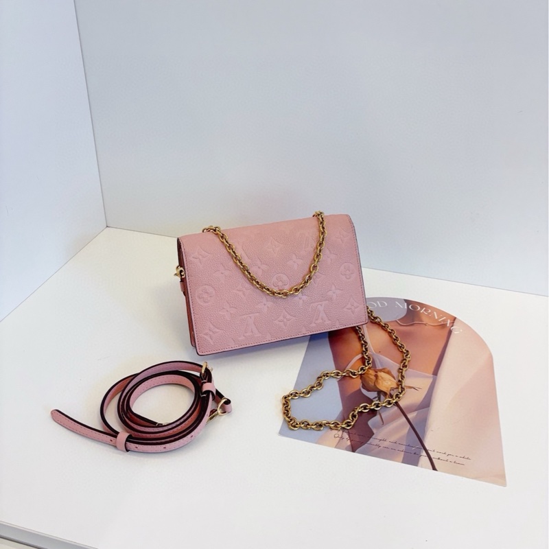 【98新🆕】LV 櫻花粉🌸金扣全皮Vavin Woc鏈條包 斜挎包-1